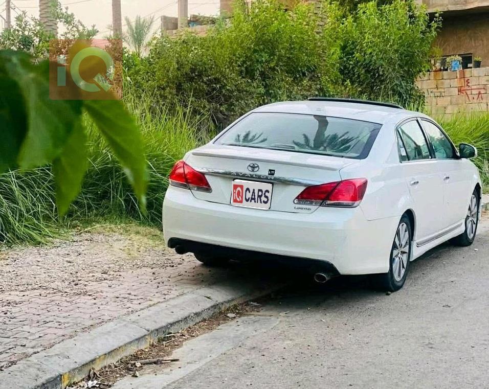 تويوتا أفالون